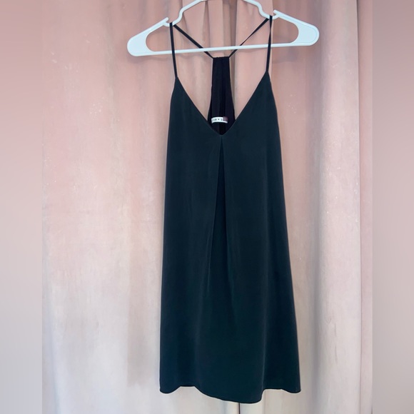 PERFECT black dress - Picture 1 of 3